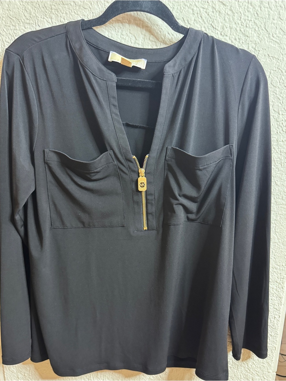 MICHAEL Michael Kors Black Long-Sleeve Zip Front Top